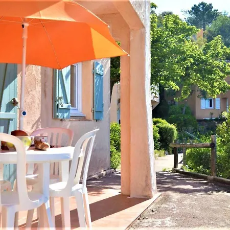 : Appt 2p Cabine, Clim, Piscine - Fr-1-226-307 Апартаменты Лес-Иссамбр