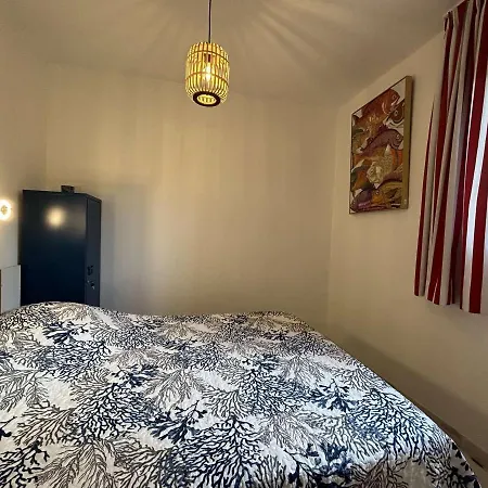 Апартаменты : Appt 2p Cabine, Clim, Piscine - Fr-1-226-307