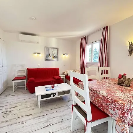 Апартаменты : Appt 2p Cabine, Clim, Piscine - Fr-1-226-307 *